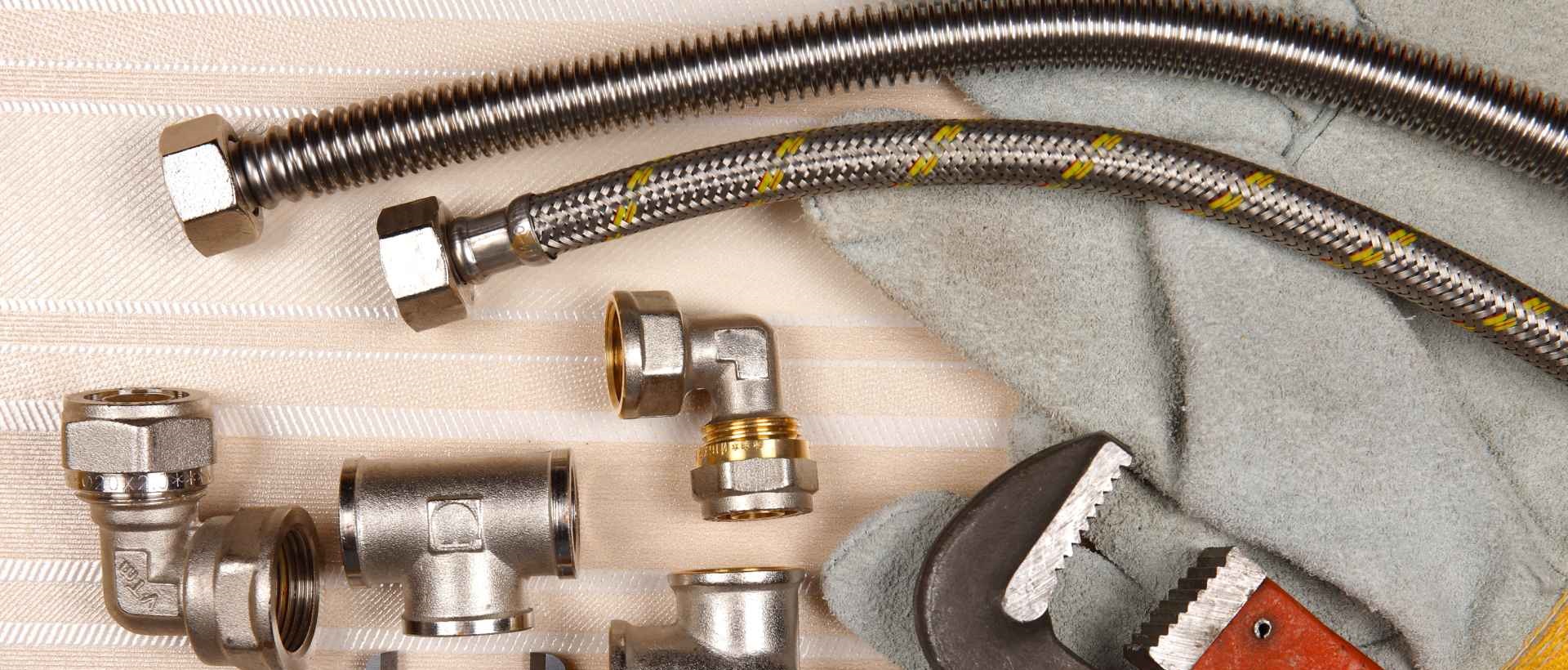 Emergency plumbers RM5